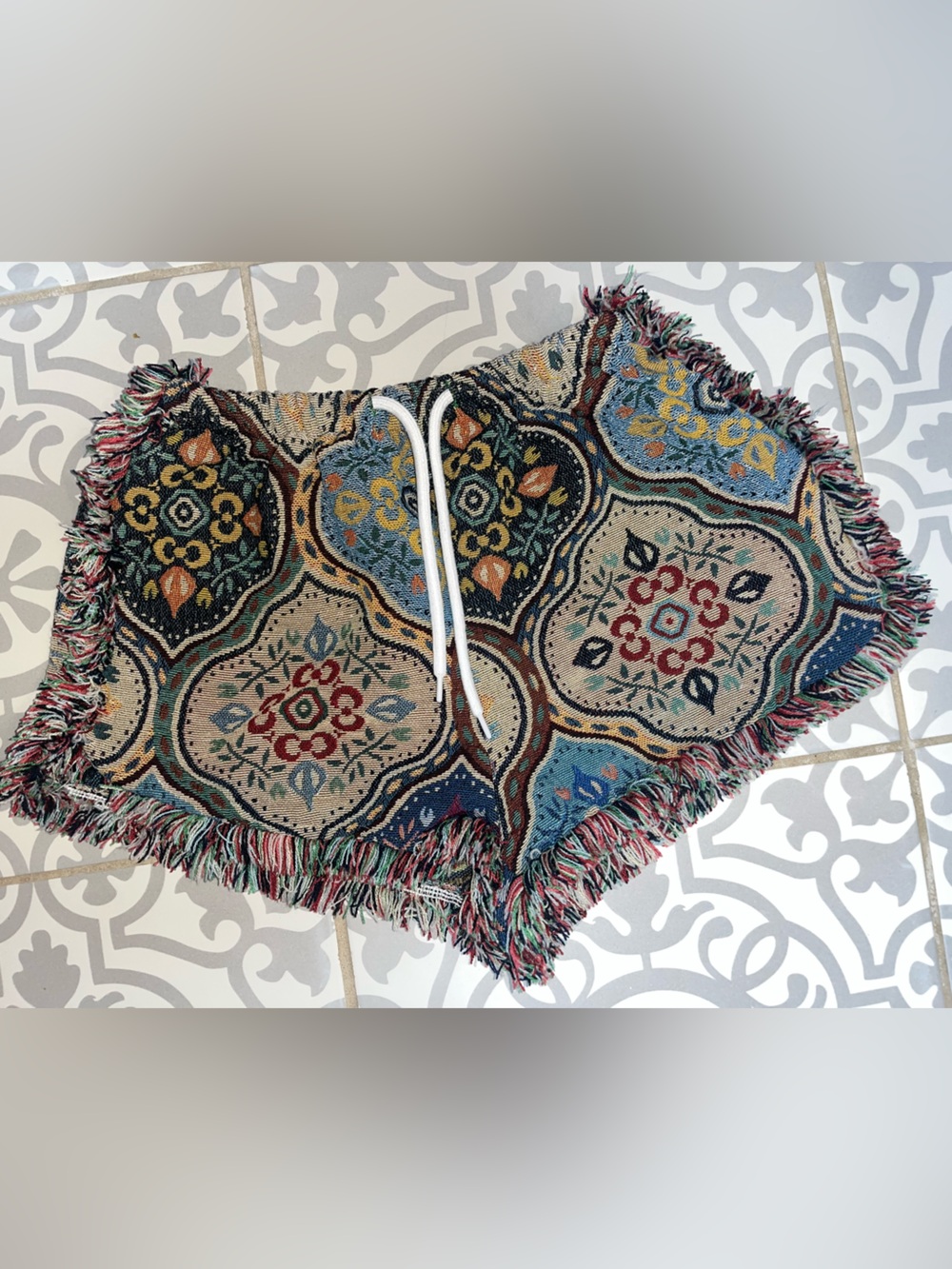 SHEIN Tapestry Shorts Size Small